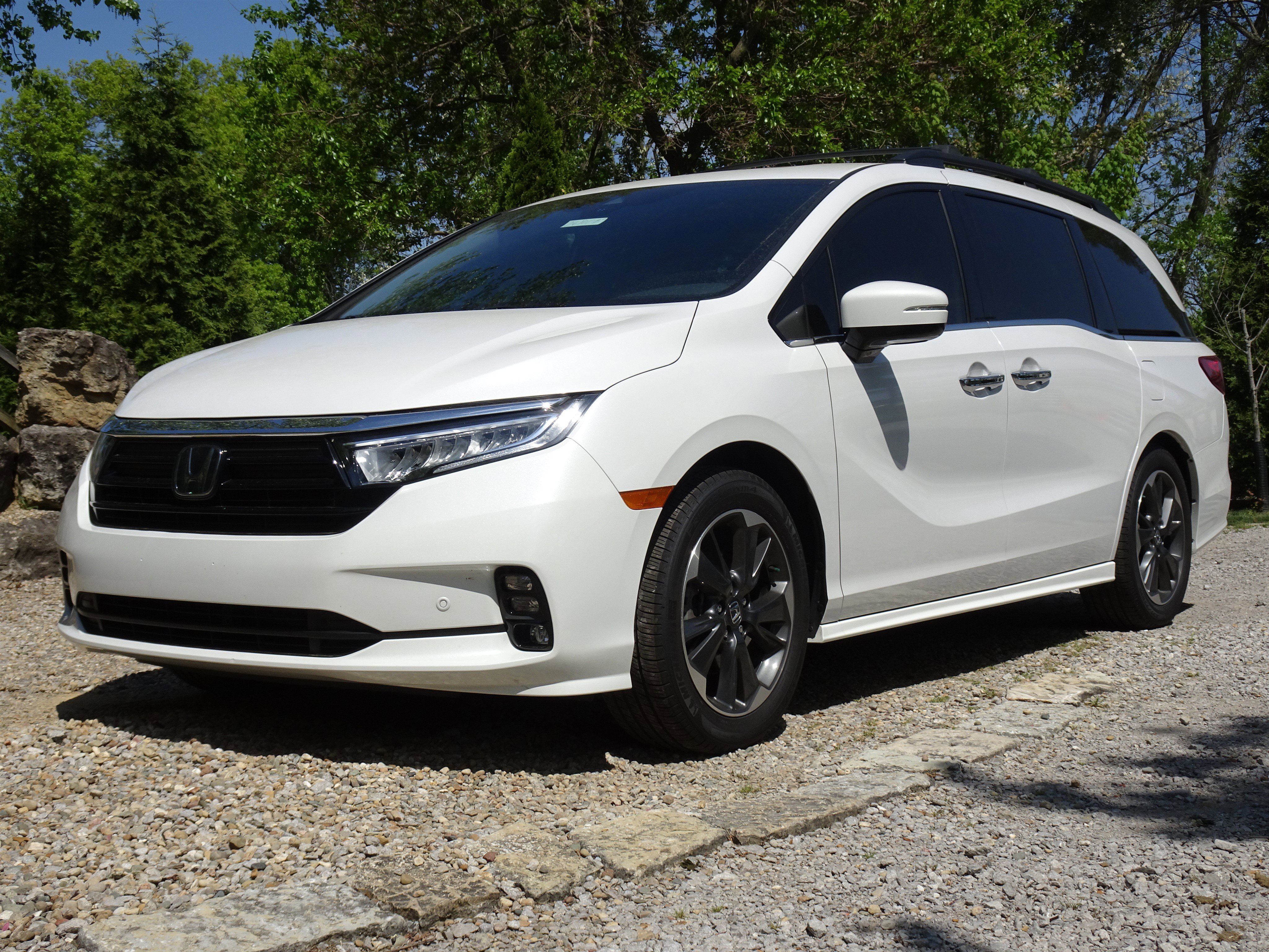 Used 2023 Honda Odyssey Elite image 5