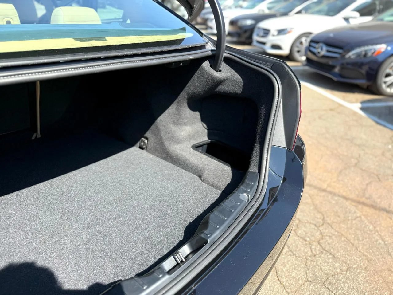 Used 2013 BMW 528i Sedan RWD image 37