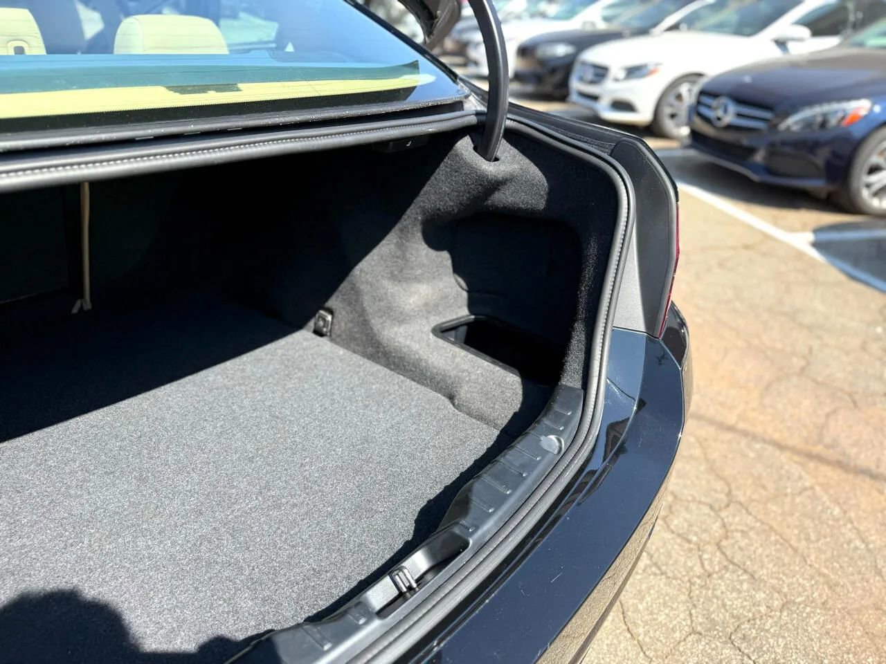 Used 2013 BMW 528i Sedan RWD image 37