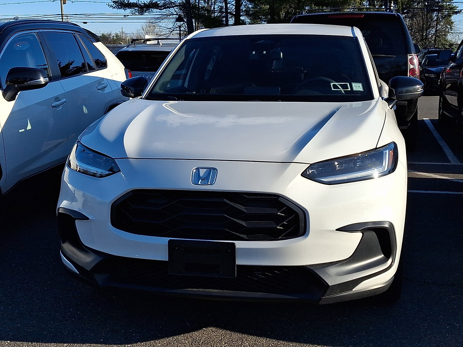 Used 2023 Honda HR-V Sport image 4