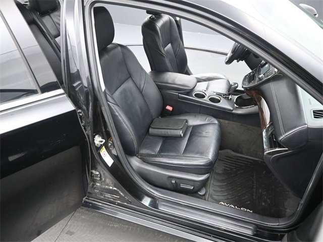Used 2013 Toyota Avalon XLE Touring image 19