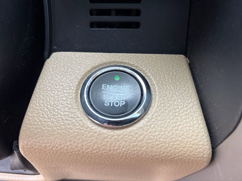 Used 2015 Ford F150 Lariat w/ Equipment Group 502A Luxury image 28