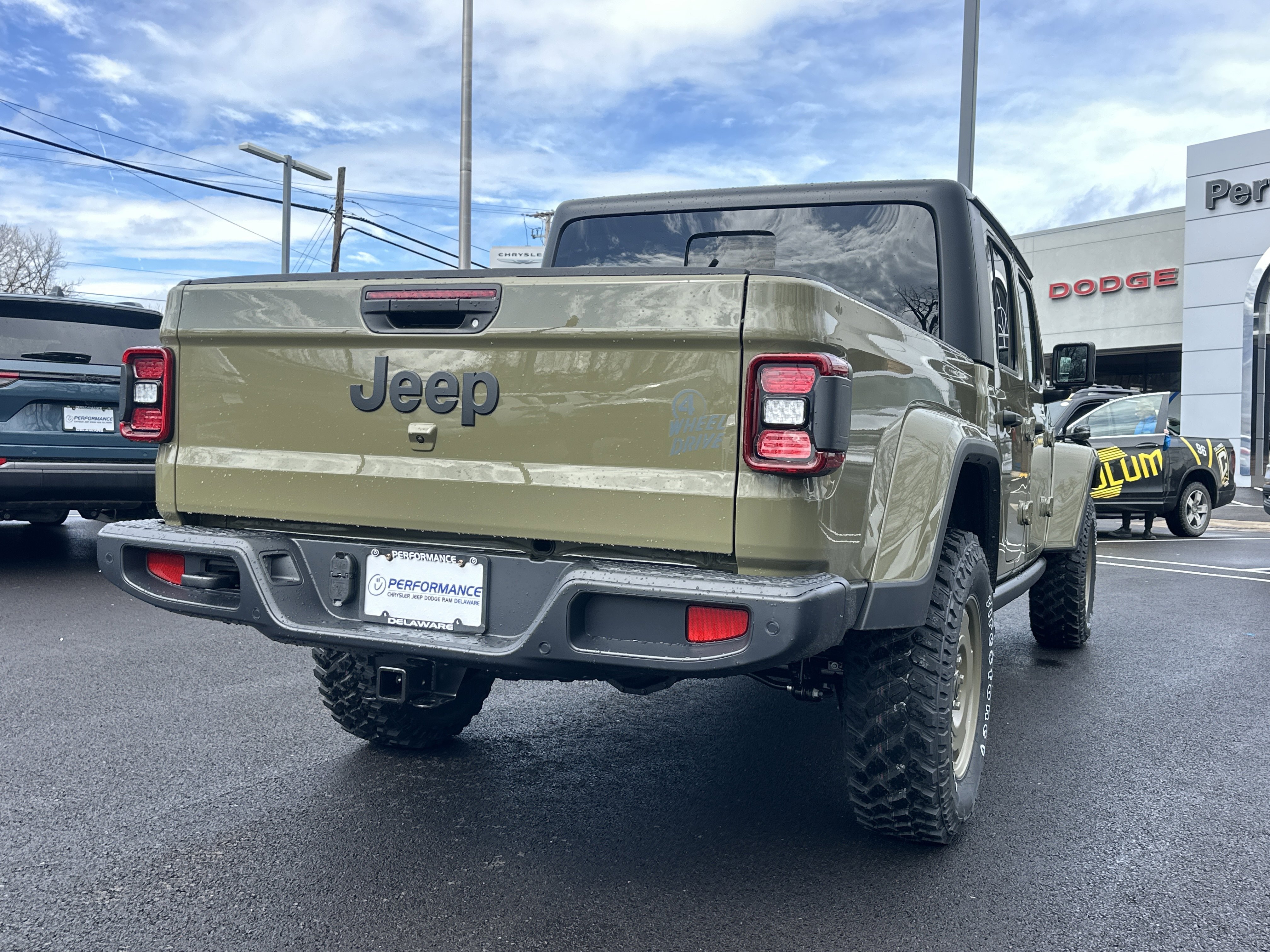 New 2026 Jeep Gladiator Willys AWD/4WD image 16
