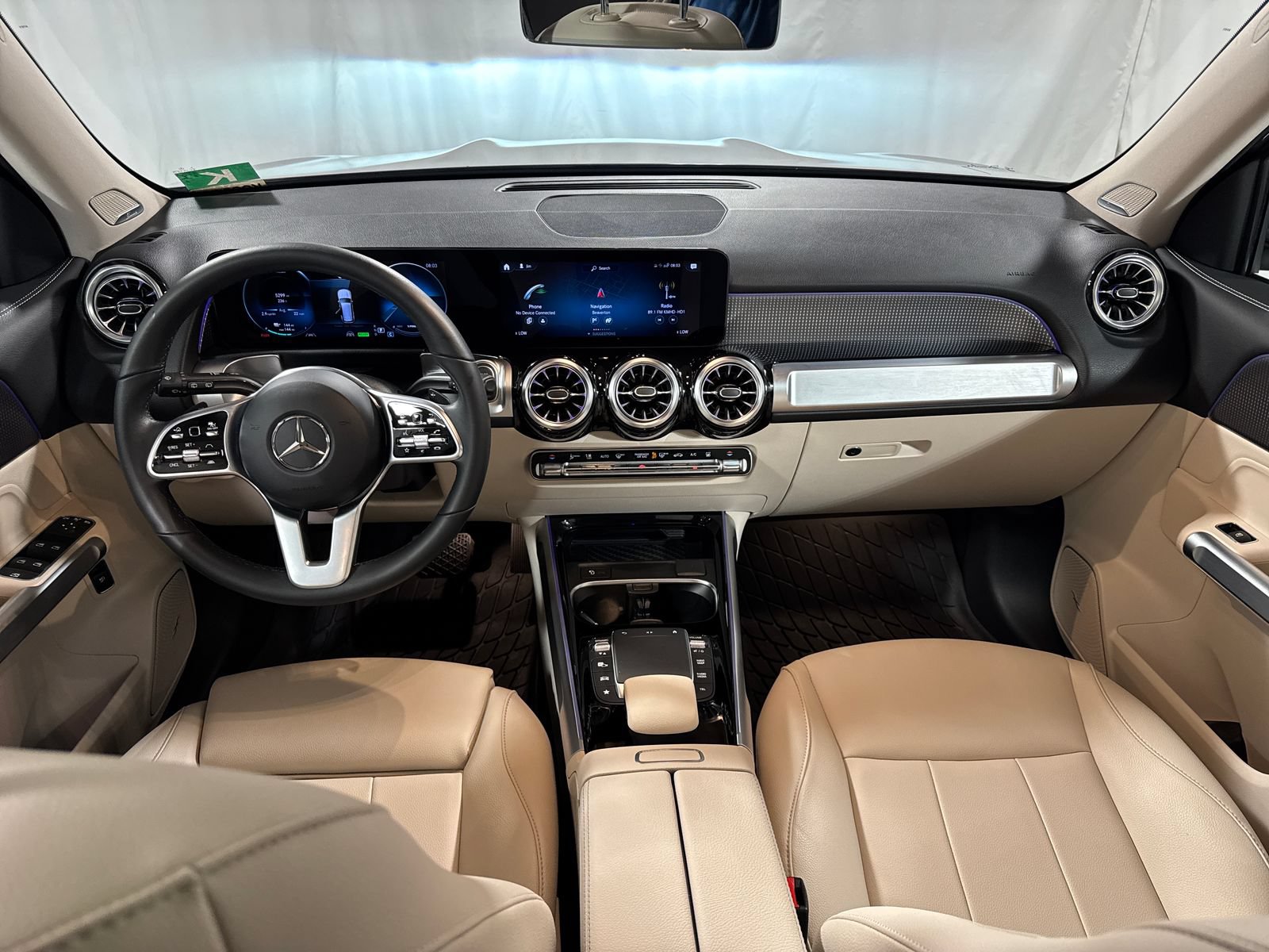 Used 2022 Mercedes-Benz EQB 300 4MATIC image 4