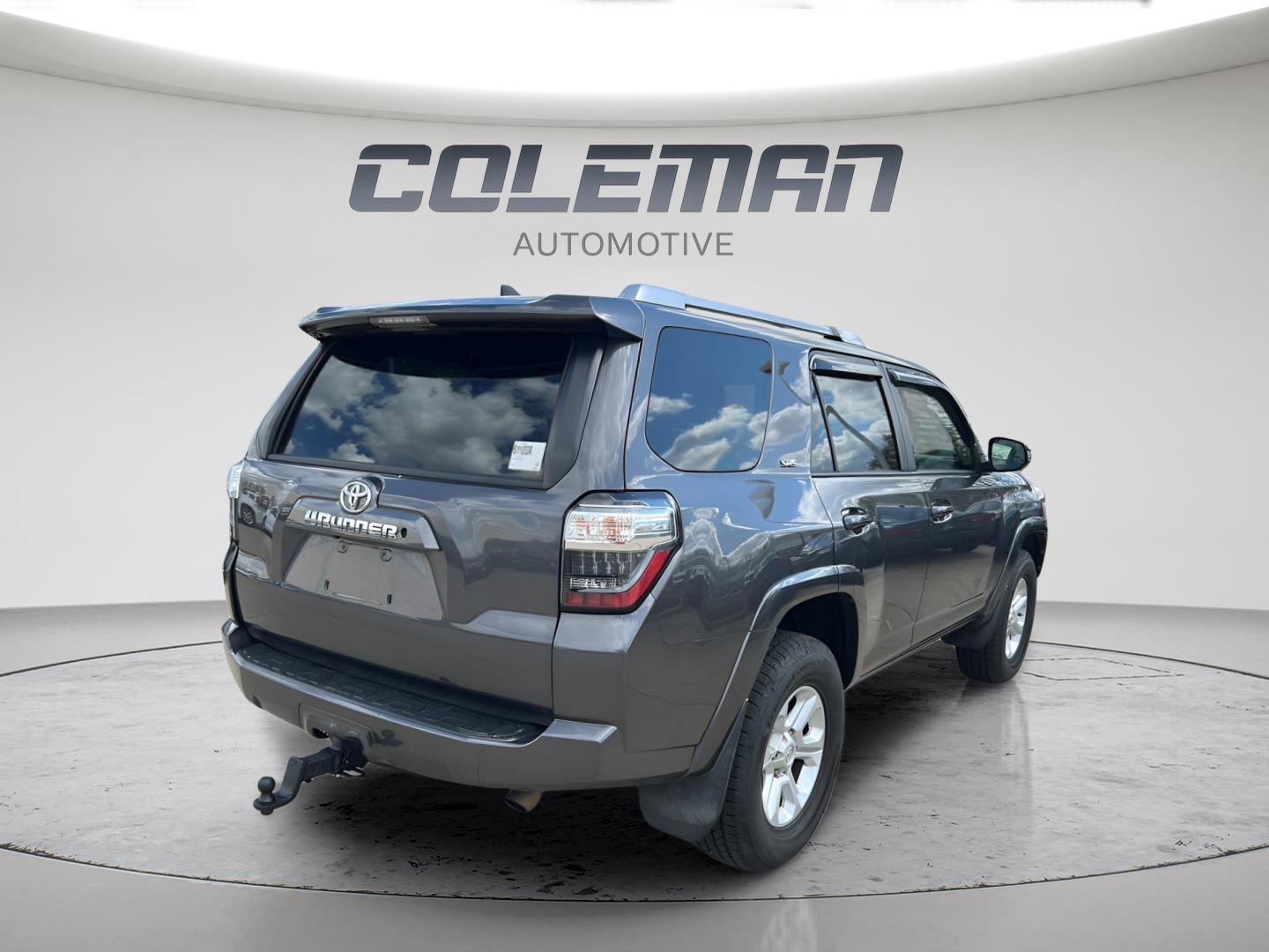 Used 2017 Toyota 4Runner SR5 image 5