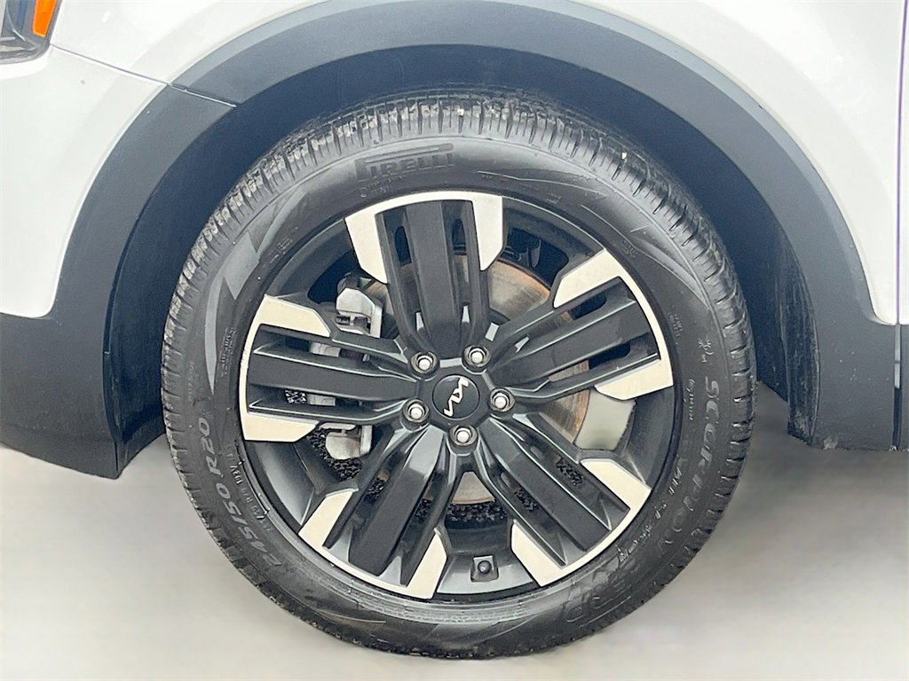 Used 2025 Kia Telluride SX image 33