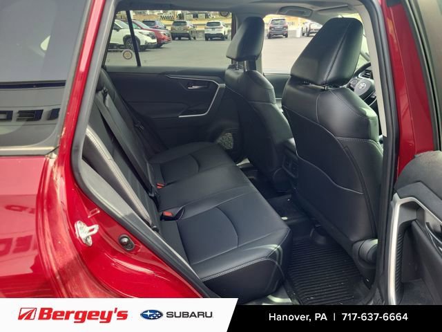 Used 2023 Toyota RAV4 XLE Premium image 10