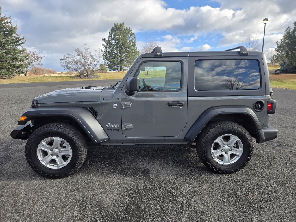 Used 2020 Jeep Wrangler Sport image 10