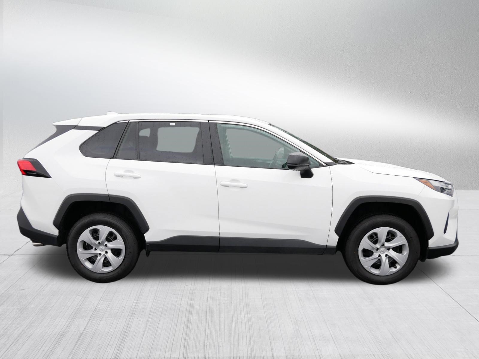 Certified 2025 Toyota RAV4 LE AWD/4WD image 8