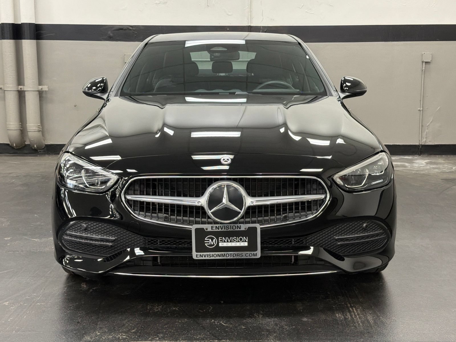 Used 2025 Mercedes-Benz C 300 Sedan image 4