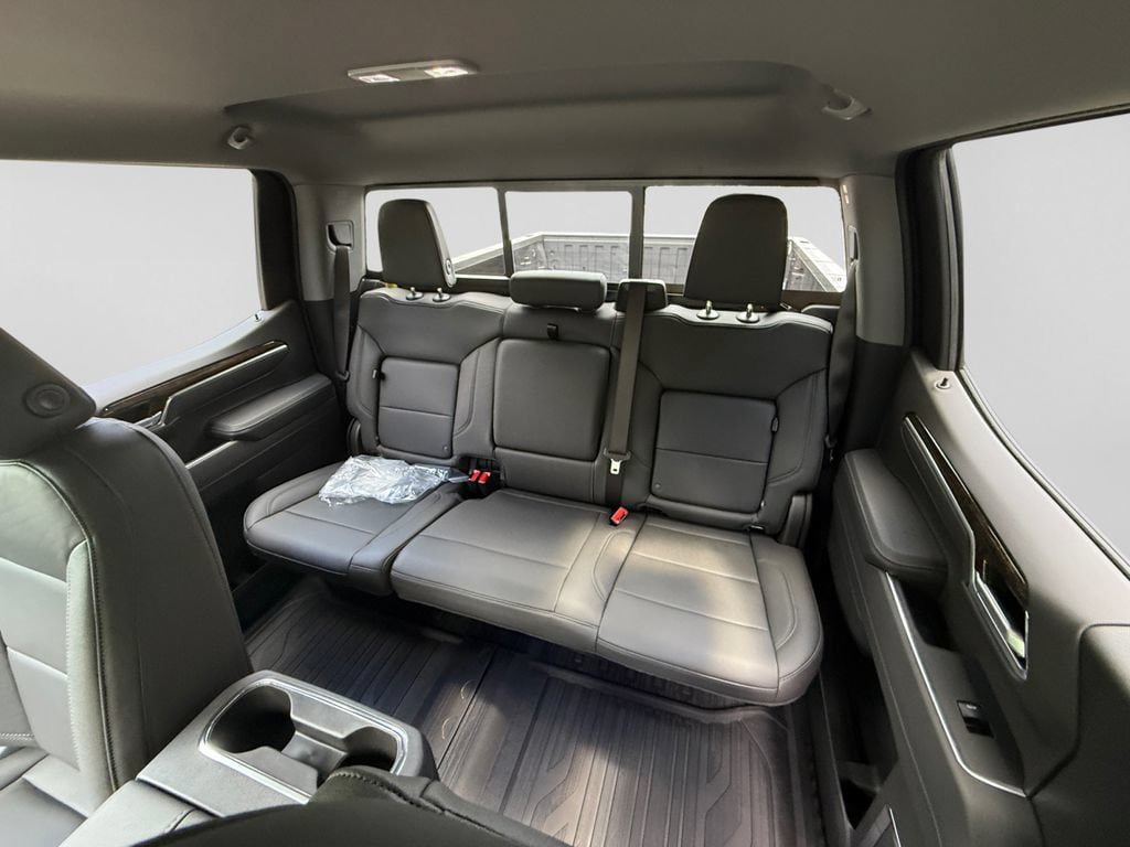 New 2026 GMC Sierra 1500 Elevation w/ Elevation Premium Package AWD/4WD image 15