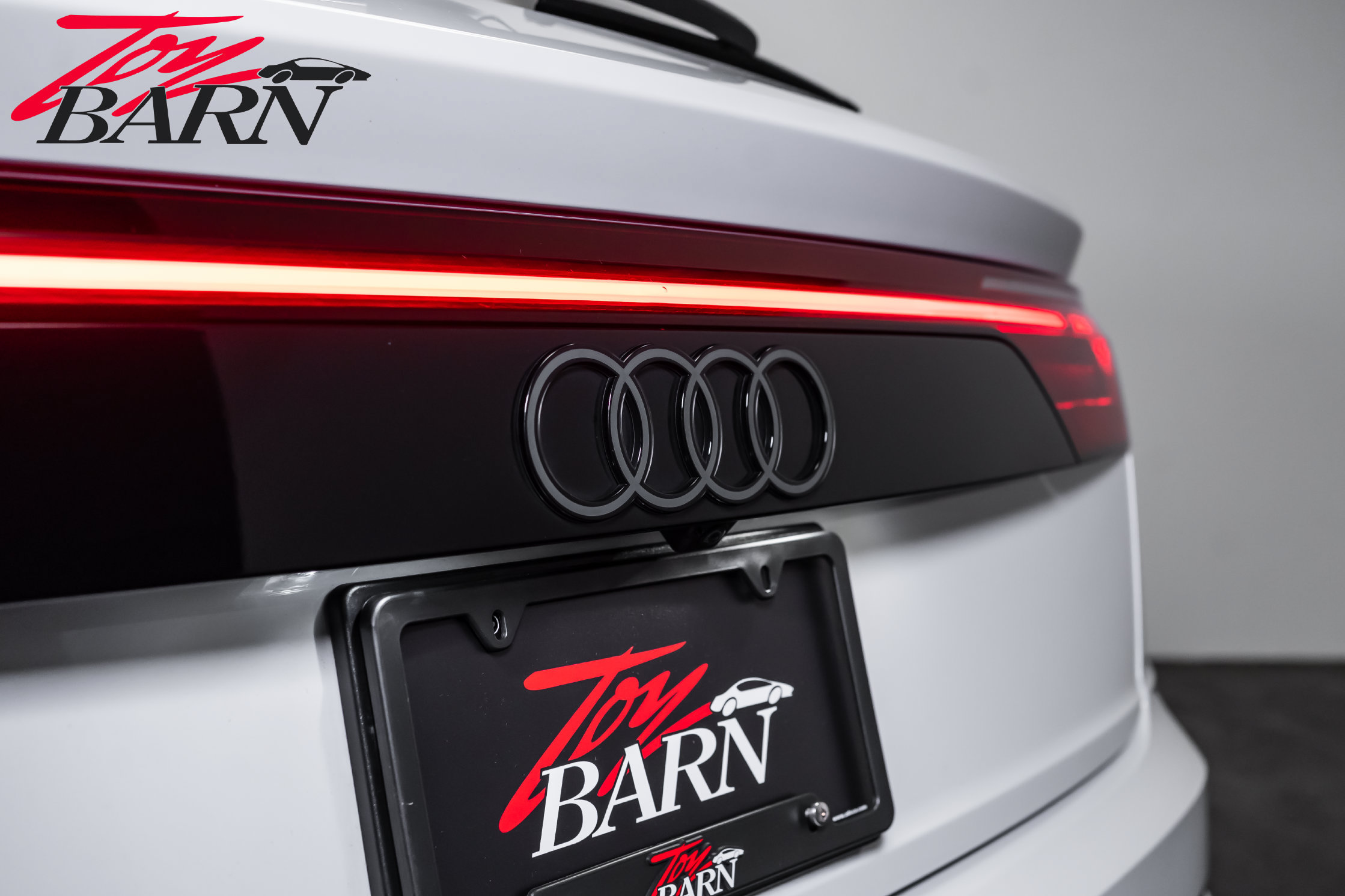 Used 2024 Audi SQ8 Premium Plus AWD/4WD image 11