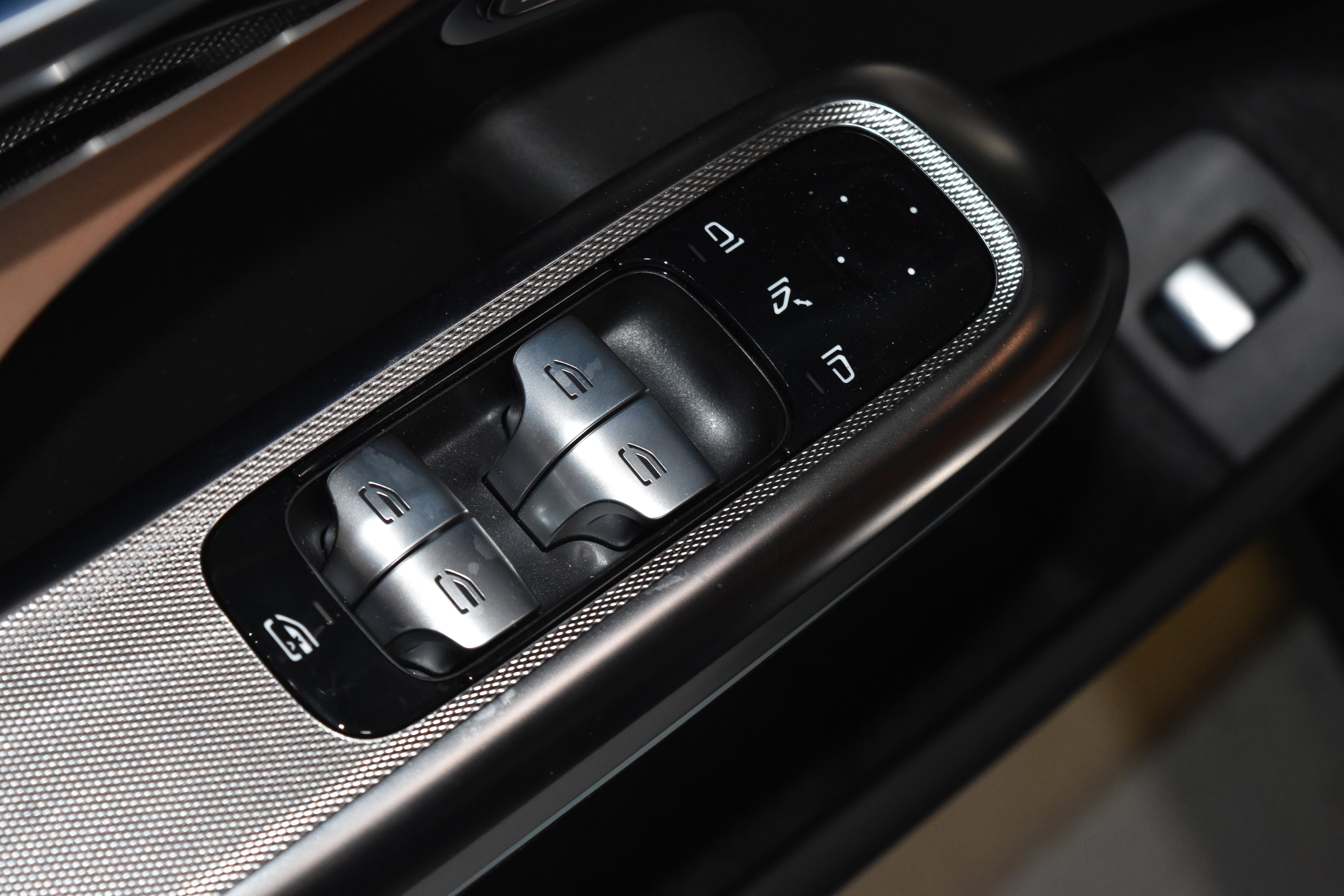 New 2026 Mercedes-Benz E 450 4MATIC Sedan image 5