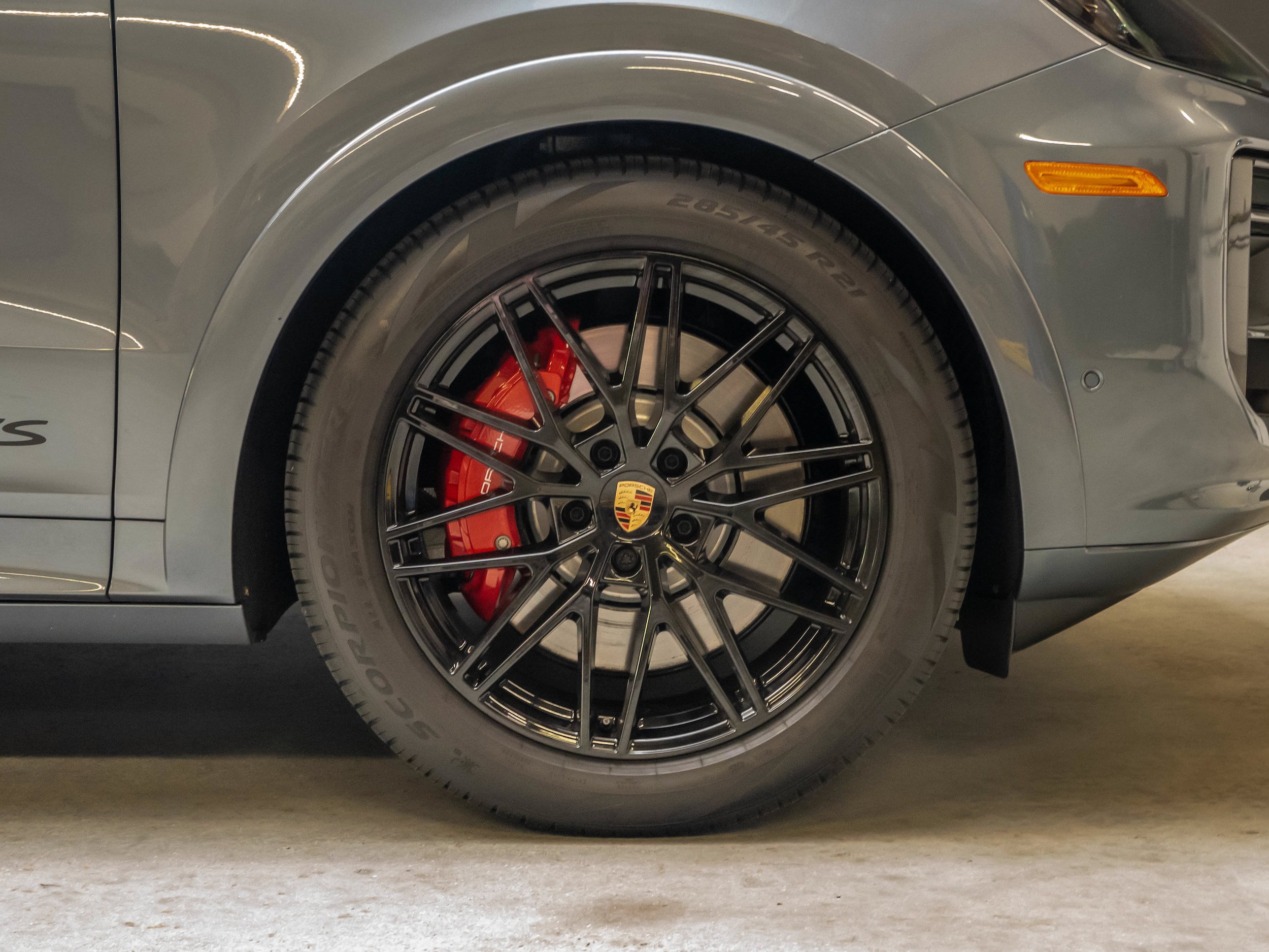 Certified 2026 Porsche Cayenne GTS AWD/4WD image 17