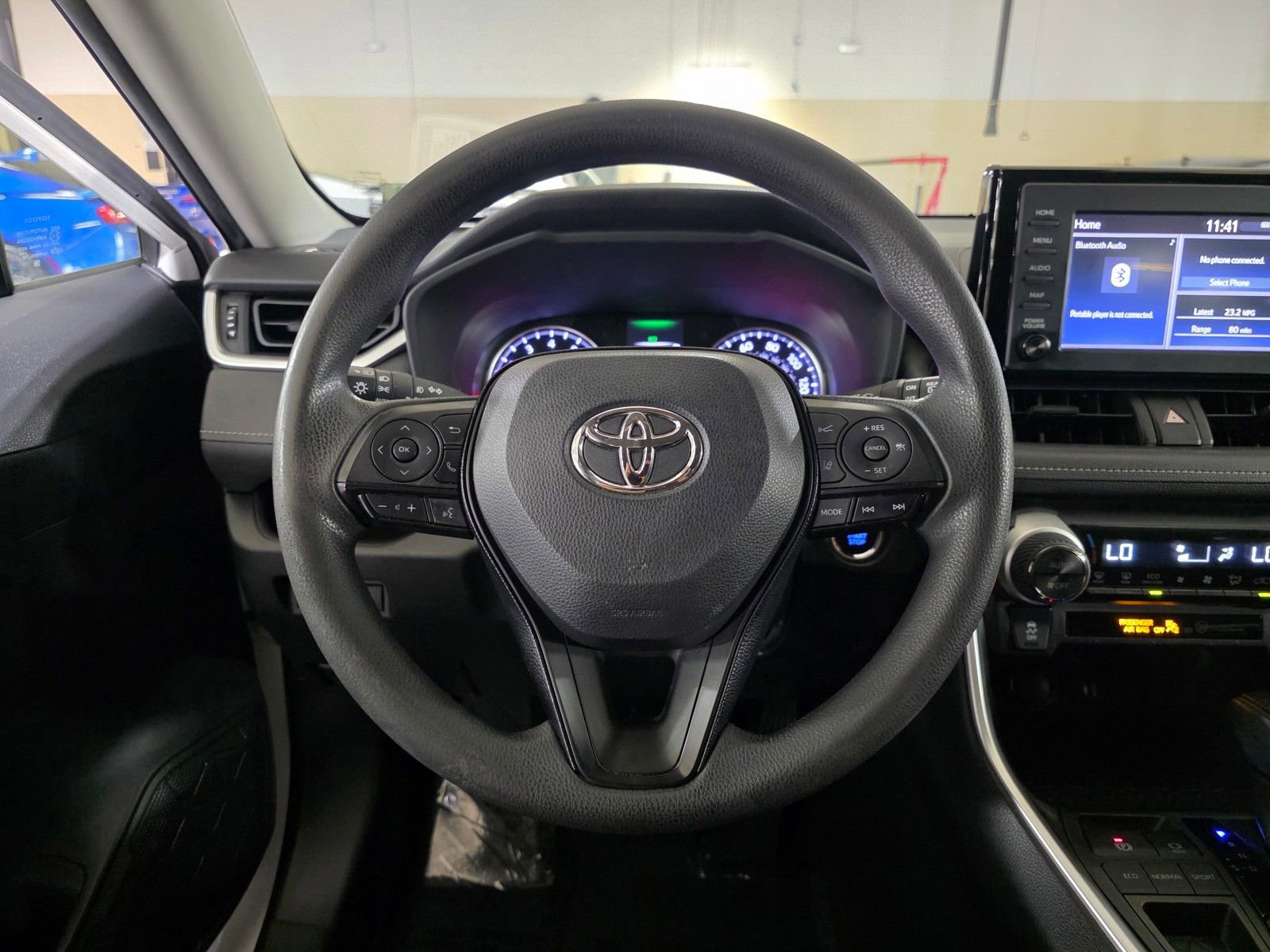 Used 2019 Toyota RAV4 XLE FWD image 29