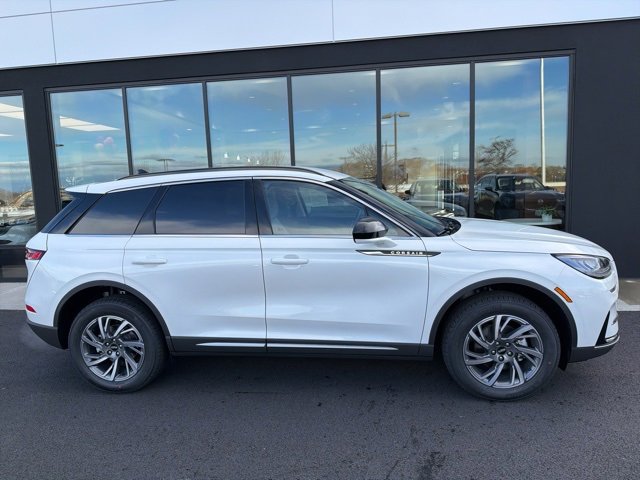 New 2026 Lincoln Corsair Premiere image 2