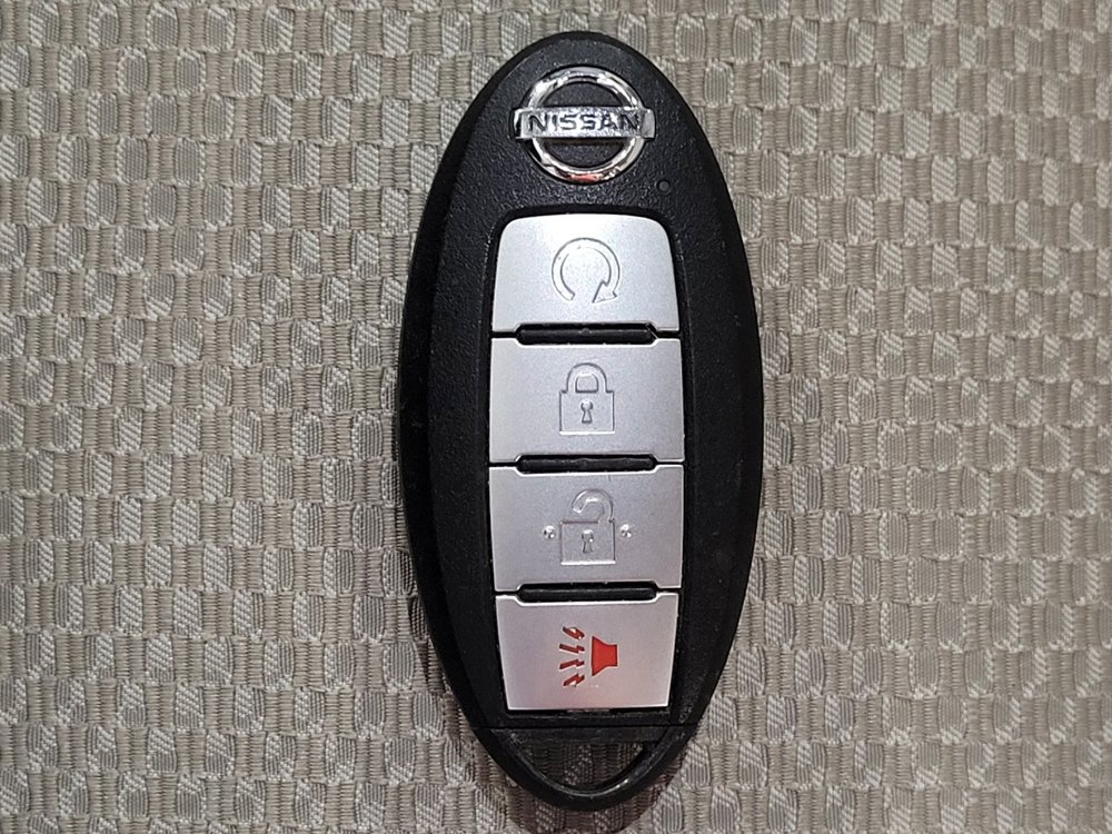Used 2022 Nissan Rogue Sport SV FWD image 32