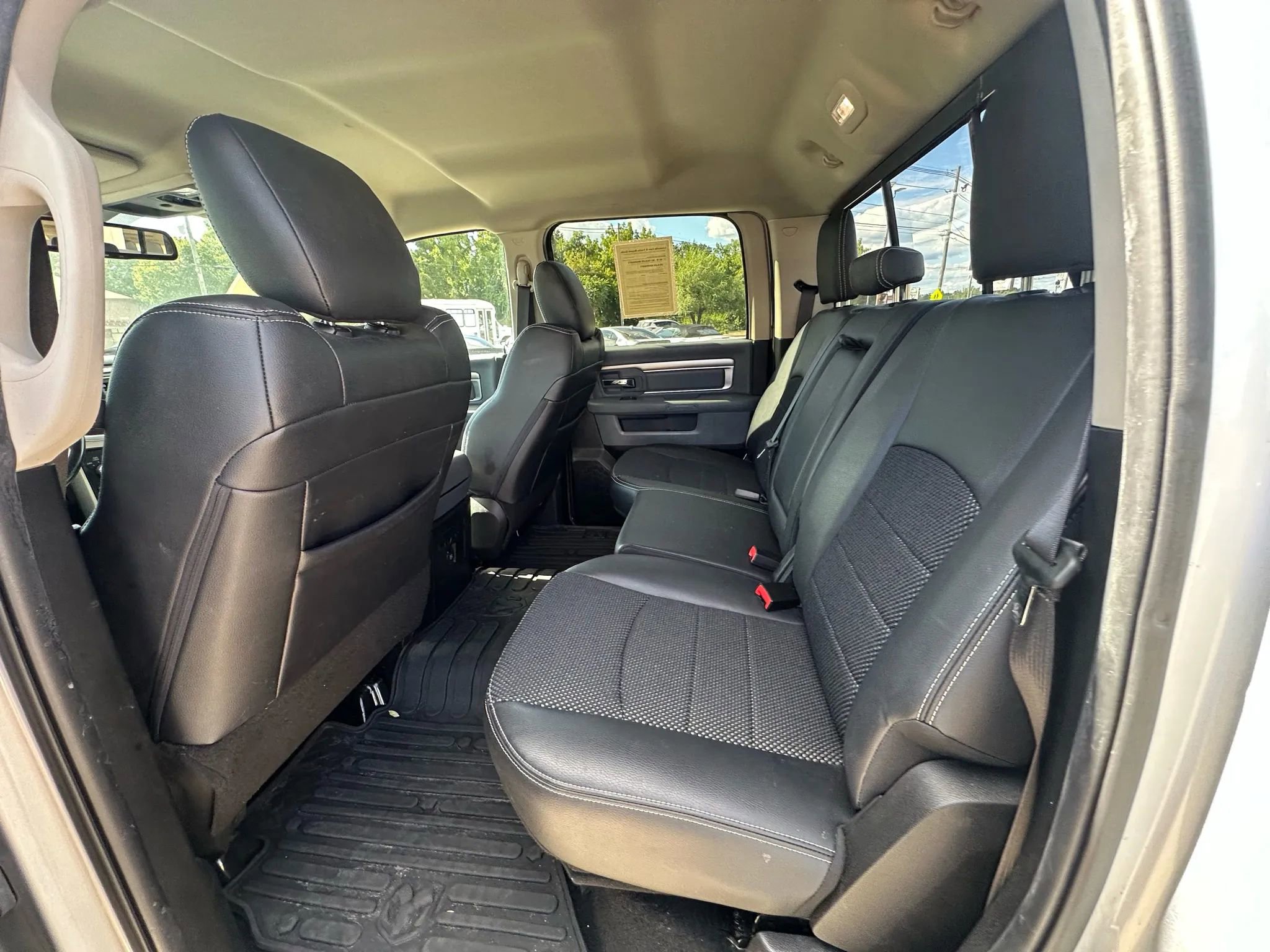 Used 2018 RAM 2500 Big Horn image 25