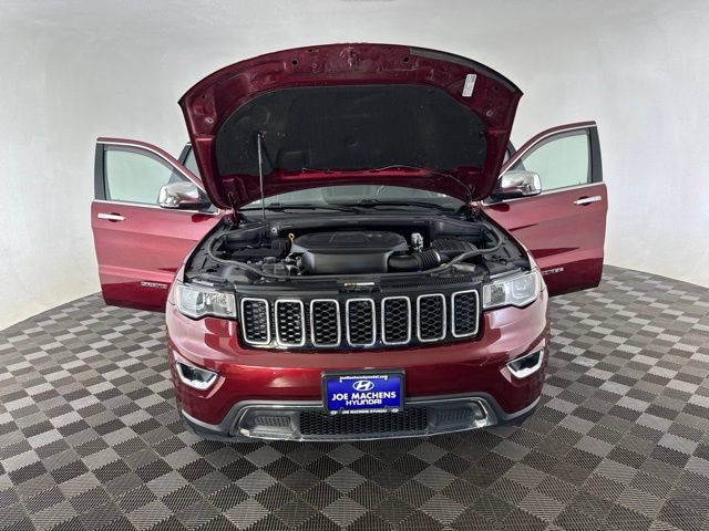 Used 2021 Jeep Grand Cherokee Limited AWD/4WD image 13