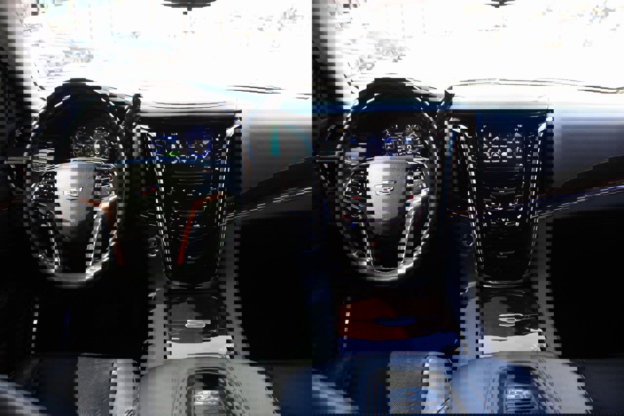 Used 2019 Cadillac Escalade Luxury image 19