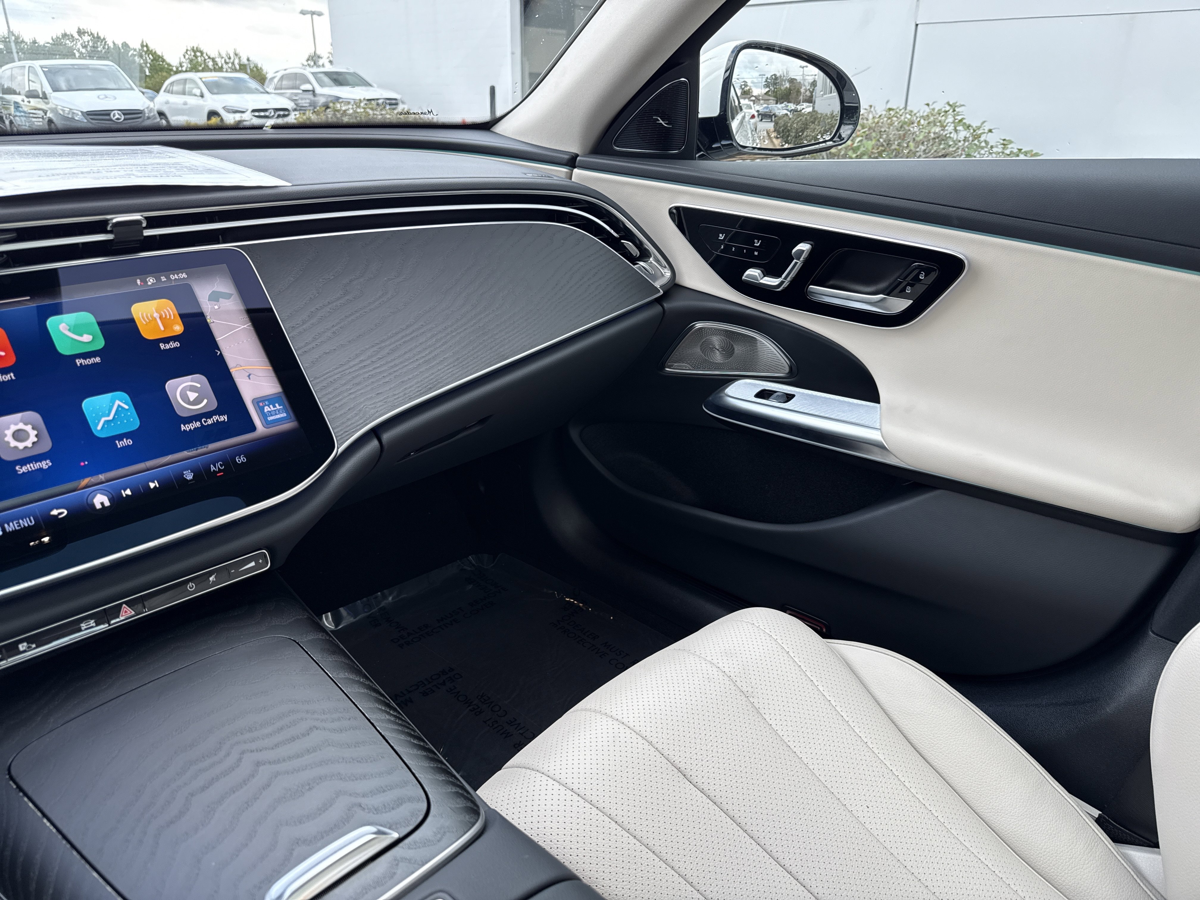 Certified 2024 Mercedes-Benz E 350 4MATIC Sedan image 40