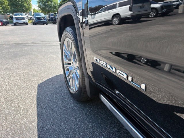 Used 2022 GMC Sierra 1500 Denali w/ Denali Reserve Package AWD/4WD image 14