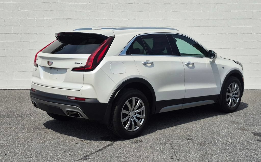 Used 2022 Cadillac XT4 Premium Luxury w/ Technology Package AWD/4WD image 19