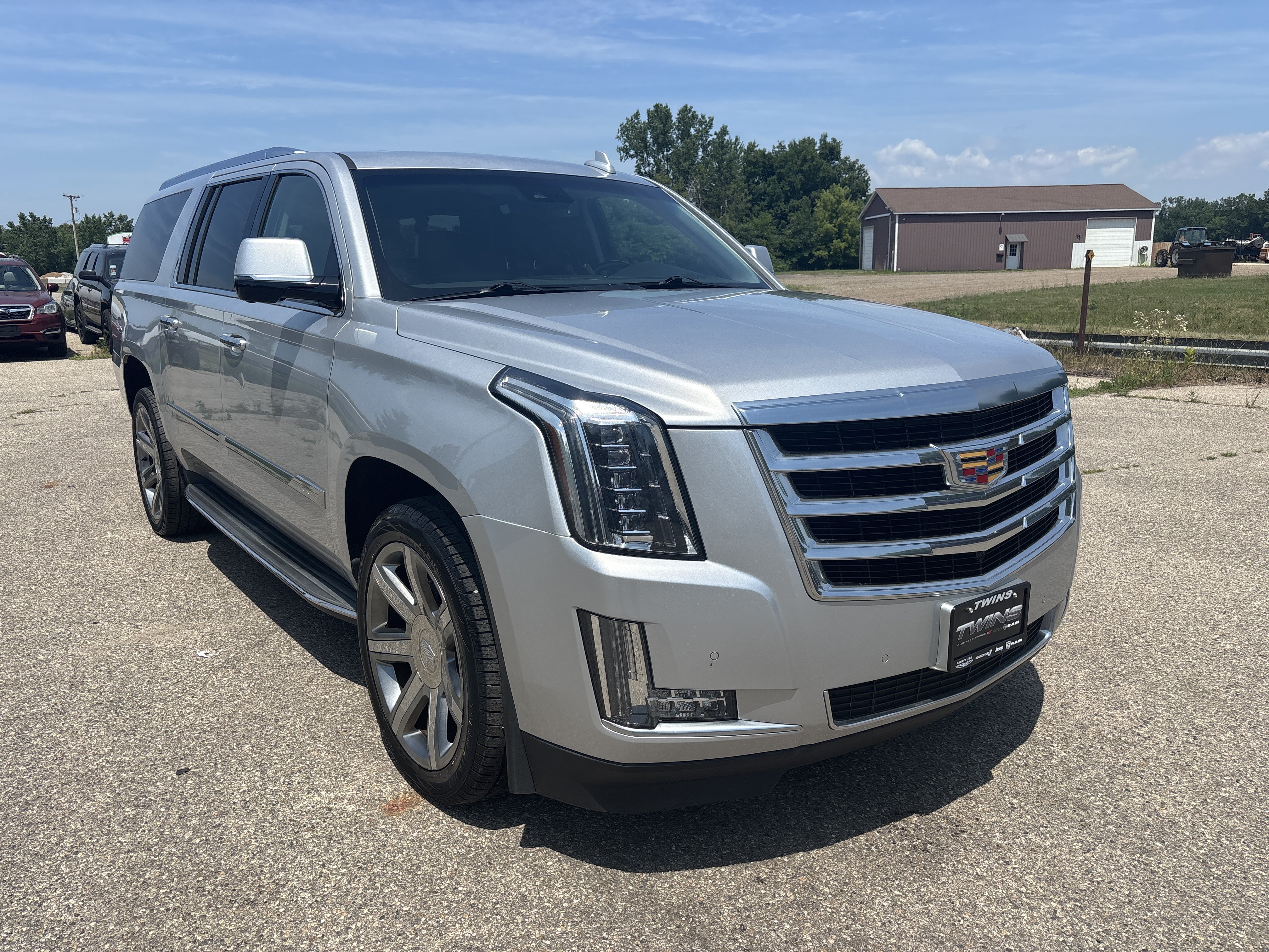 Used 2016 Cadillac Escalade ESV Luxury