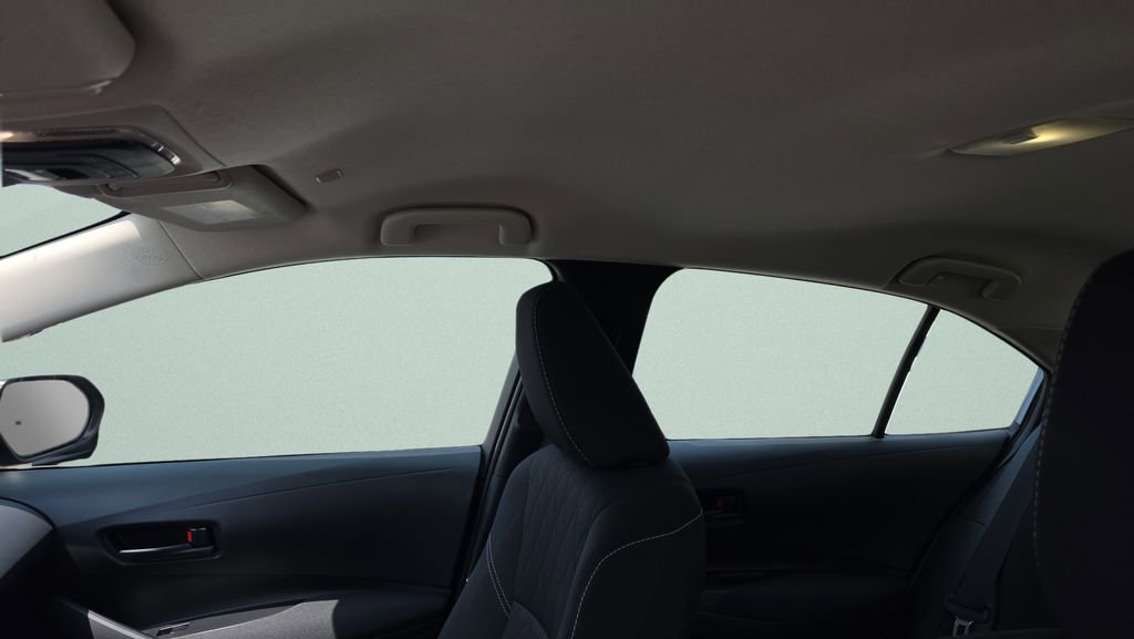 Used 2025 Toyota Corolla LE image 20