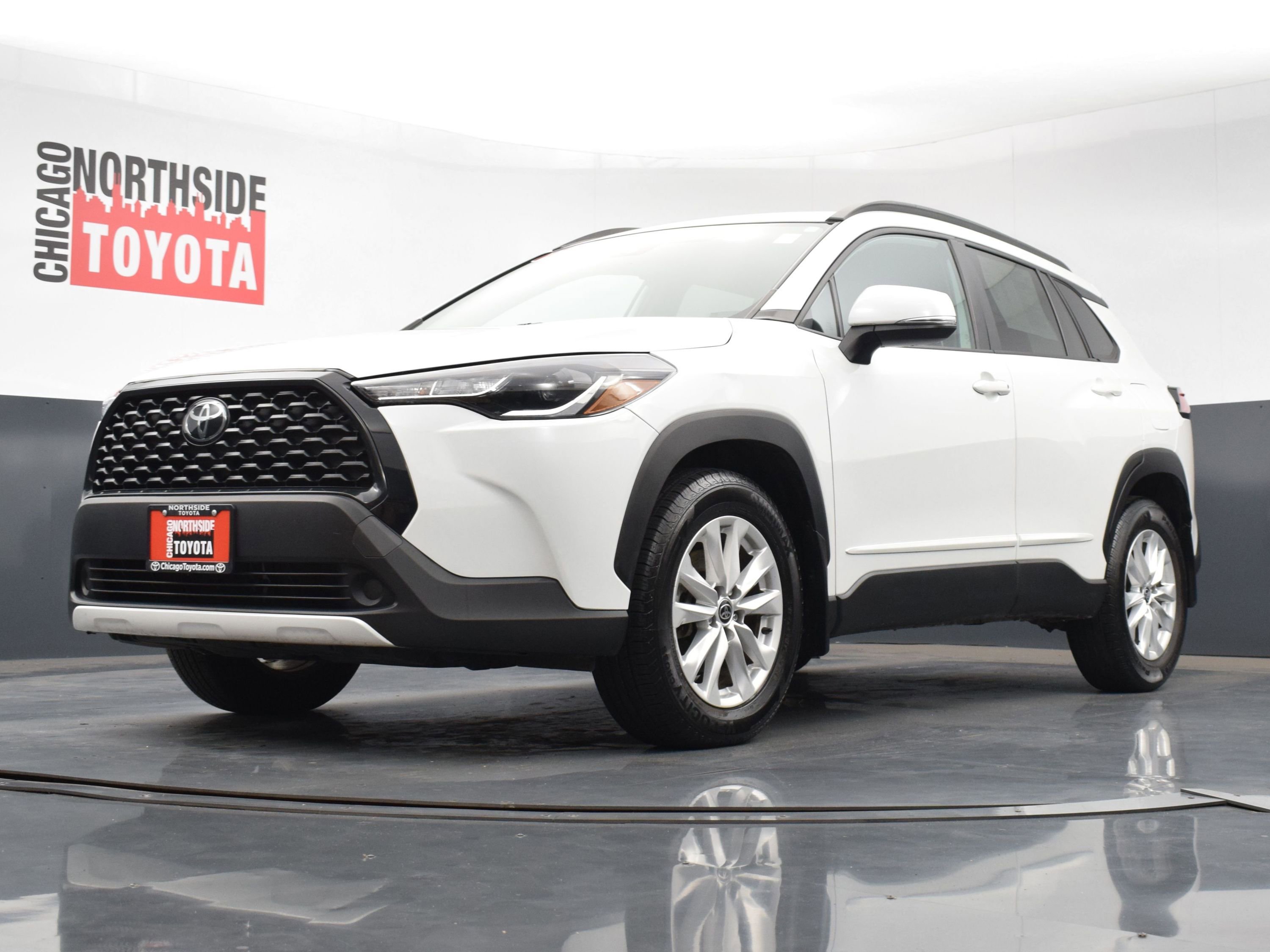 Used 2022 Toyota Corolla Cross LE image 31