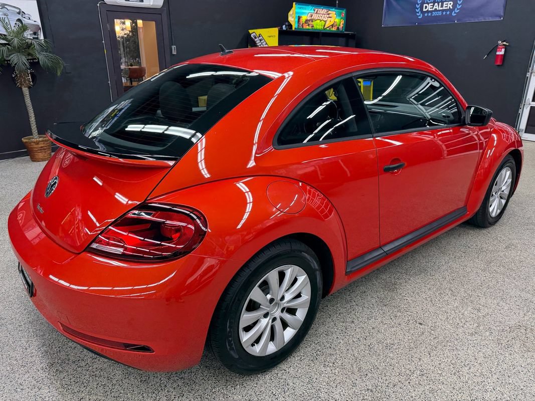 Used 2018 Volkswagen Beetle 2.0T S FWD image 5