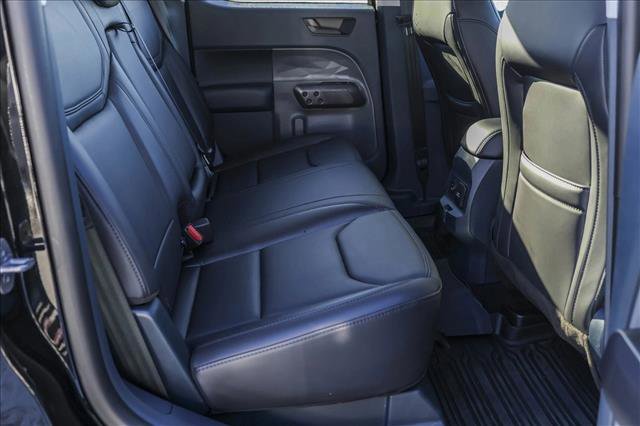 Used 2023 Ford Maverick Lariat w/ Lariat Luxury Package image 27