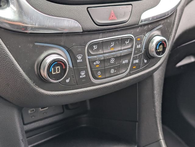 Used 2019 Chevrolet Equinox LT w/ Driver Convenience Package AWD/4WD image 29