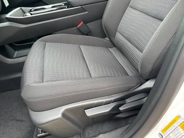 New 2025 Chevrolet Equinox LT w/ Safety and Technology Package image 12