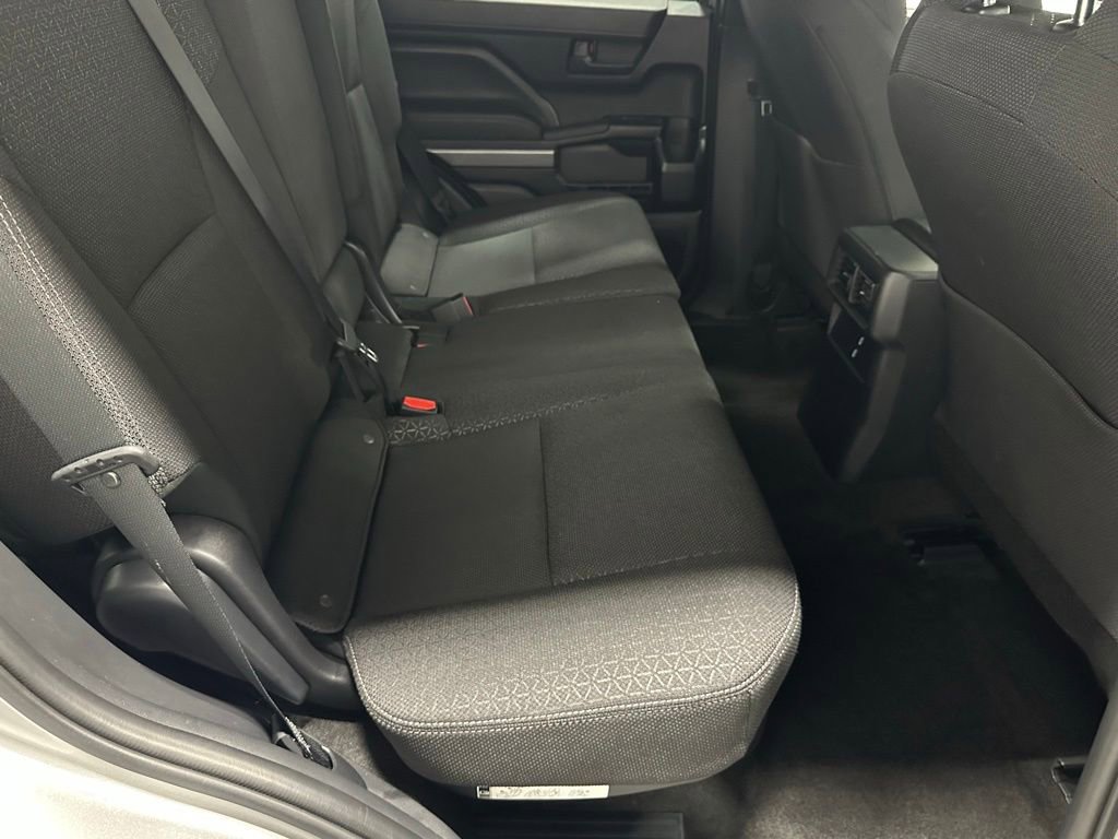 Used 2025 Toyota 4Runner SR5 AWD/4WD image 52