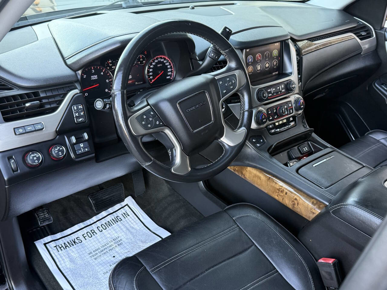 Used 2015 GMC Yukon Denali w/ Touring Package AWD/4WD image 19