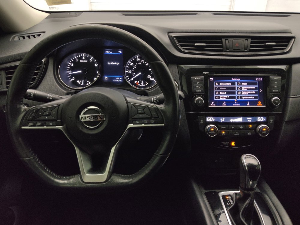Used 2018 Nissan Rogue SV FWD image 22