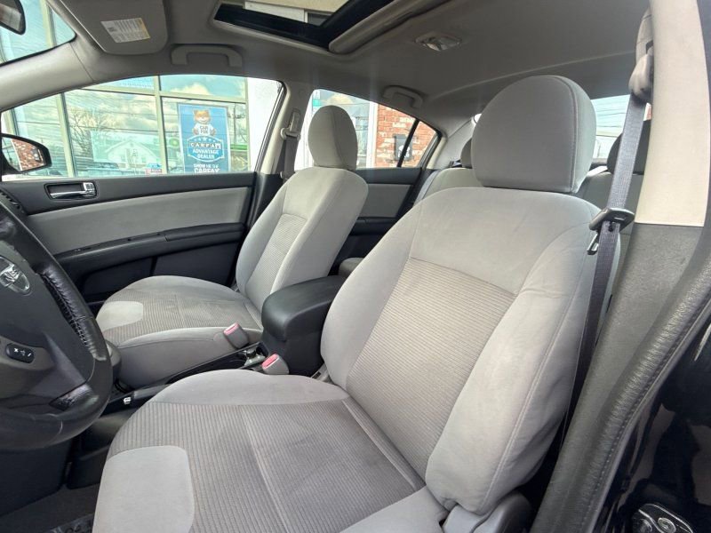 Used 2012 Nissan Sentra 2.0 SR w/ Special Edition Pkg image 12