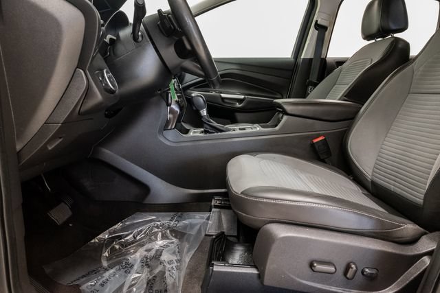 Used 2017 Ford Escape SE w/ SE Sport Appearance Package AWD/4WD image 11