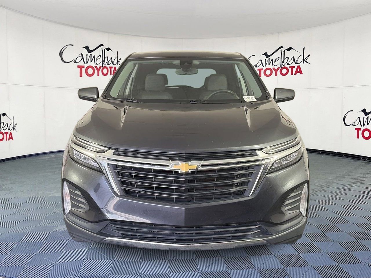 Used 2022 Chevrolet Equinox LT FWD image 2