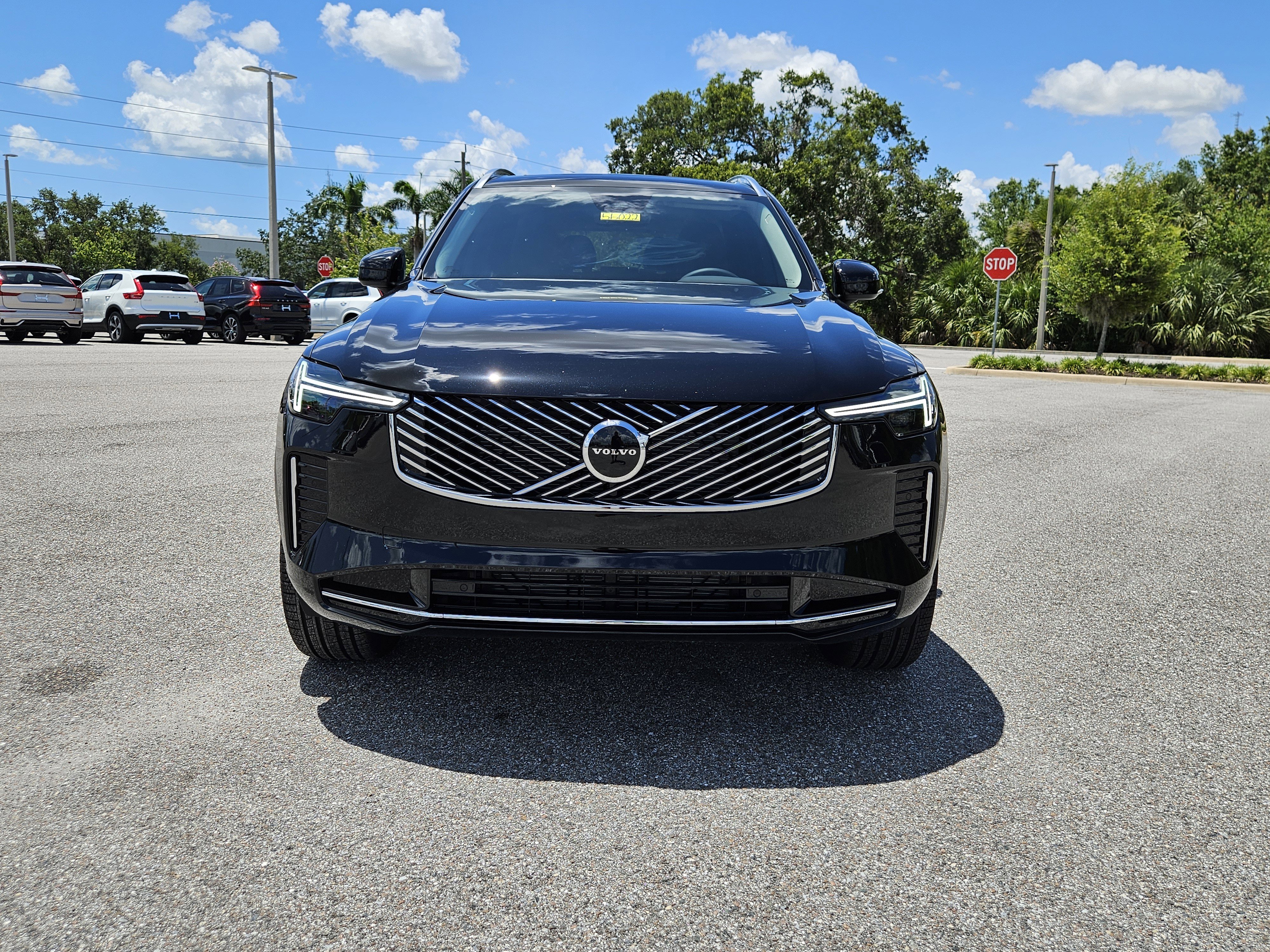 New 2026 Volvo XC90 B5 Core w/ Protection Package image 2