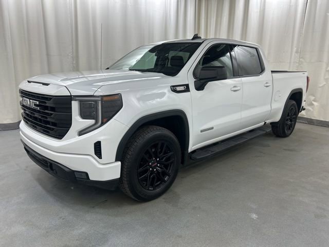 Used 2022 GMC Sierra 1500 Elevation w/ Preferred Package image 2