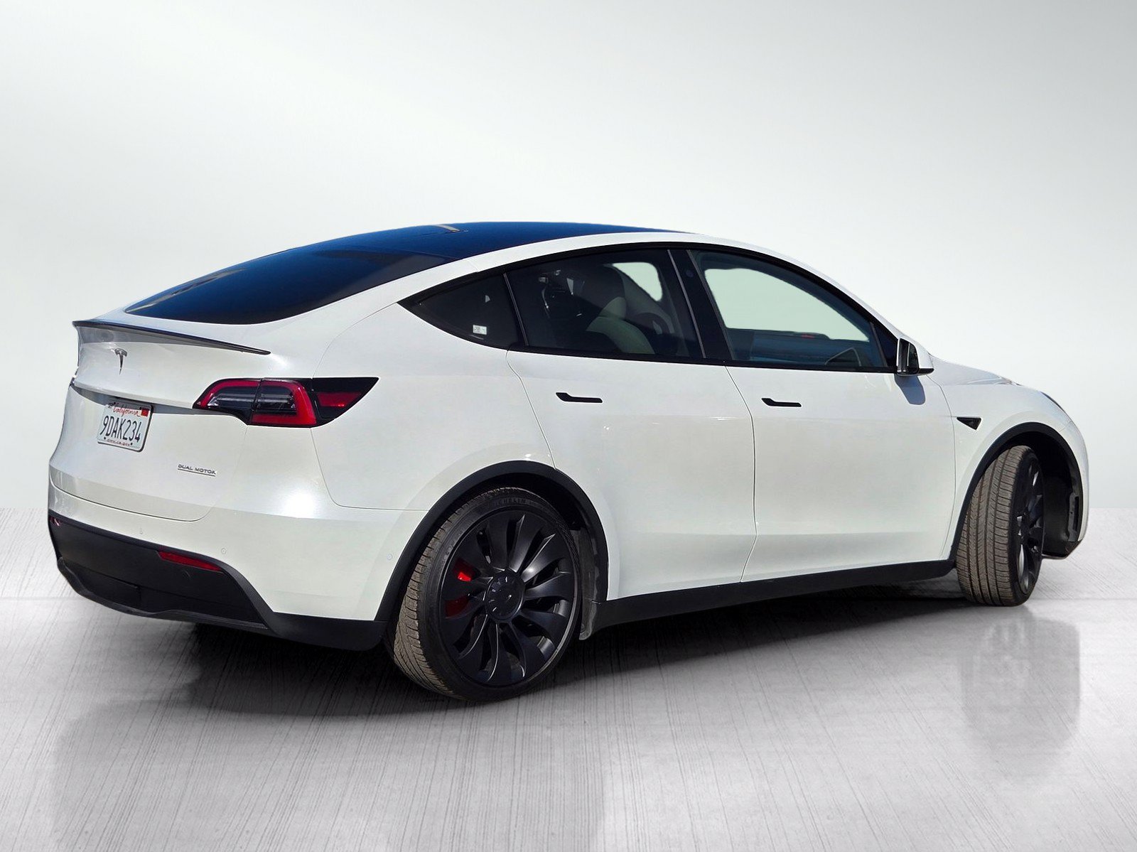 Used 2022 Tesla Model Y Performance AWD/4WD image 4