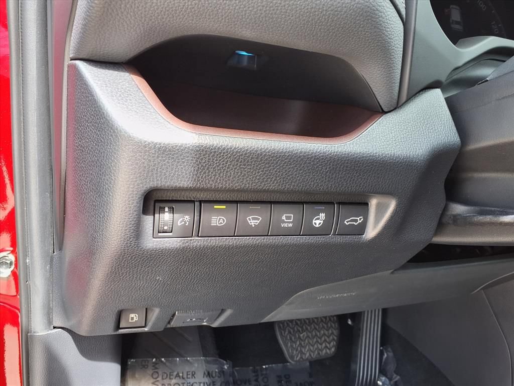 Used 2022 Toyota RAV4 Limited AWD/4WD image 22
