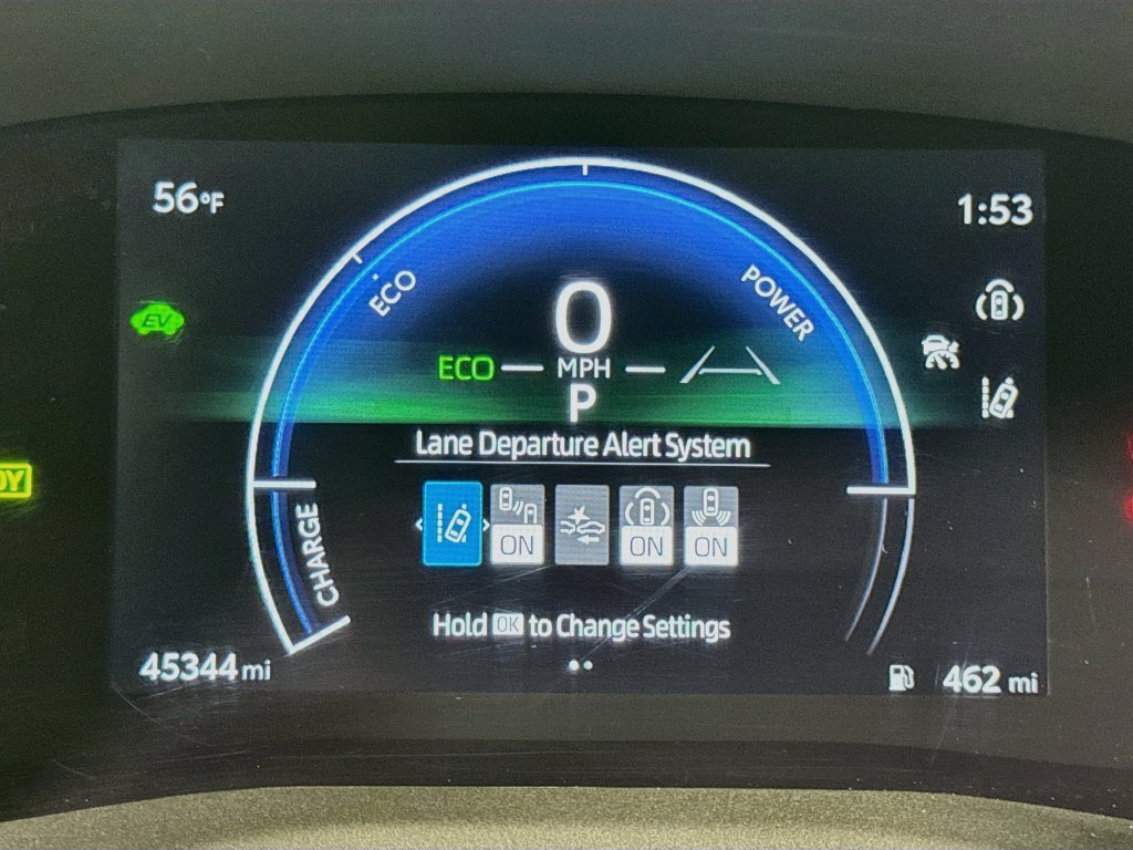 Used 2025 Toyota Camry LE w/ Convenience Package FWD image 31