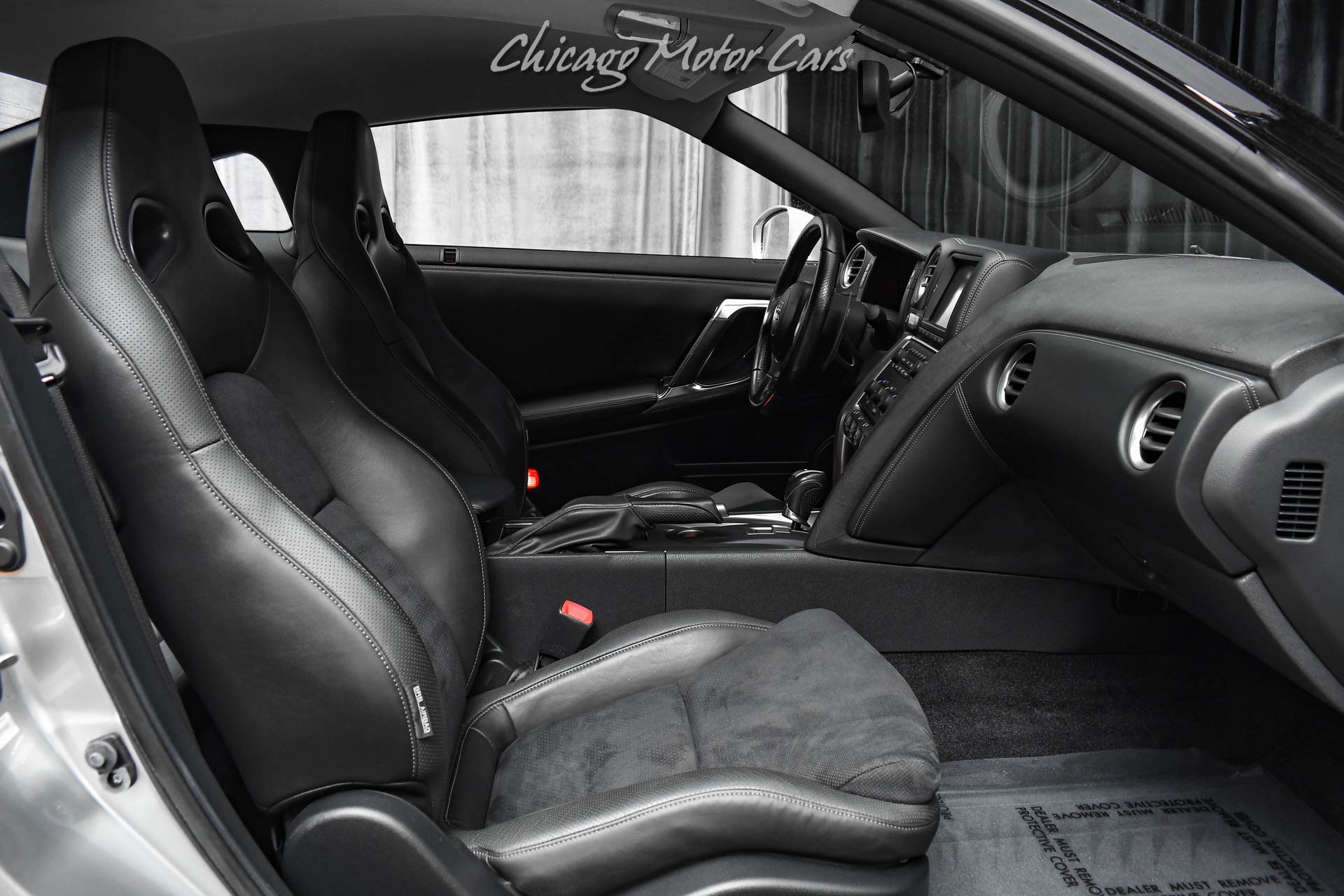 Used 2009 Nissan GT-R Premium AWD/4WD image 19