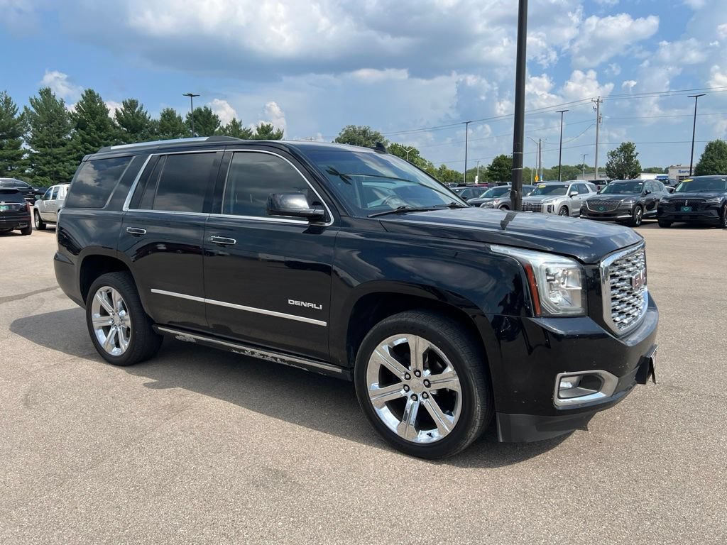 Used 2018 GMC Yukon Denali w/ Denali Ultimate Package AWD/4WD image 1