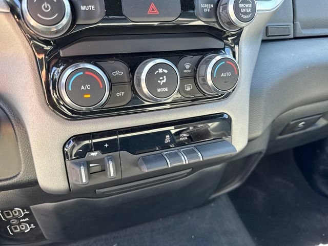 Certified 2022 RAM 1500 Big Horn AWD/4WD image 32