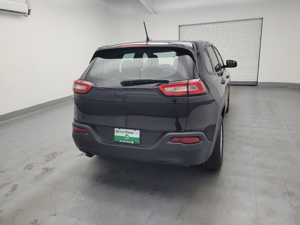 Used 2014 Jeep Cherokee Sport FWD image 7
