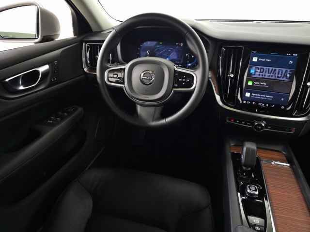Certified 2025 Volvo V60 B5 Cross Country Plus image 19